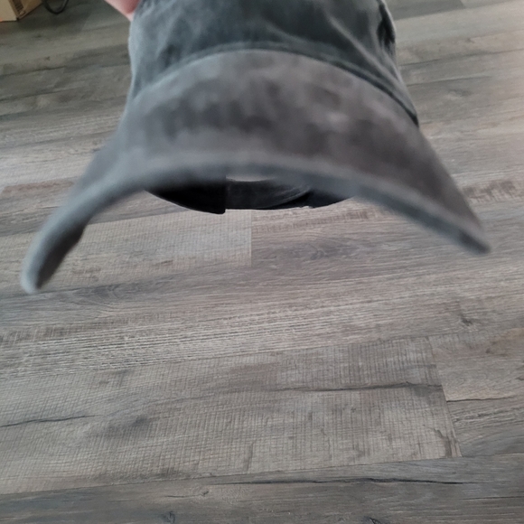 Woman's gray washed visor - Picture 6 of 8